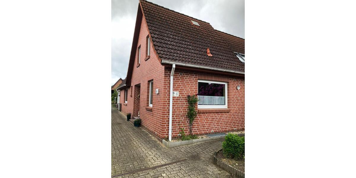 Etagenwohnung Trittau - 3 Zimmer, 90 m&sup2;, 80&euro; | Angebot:26522534