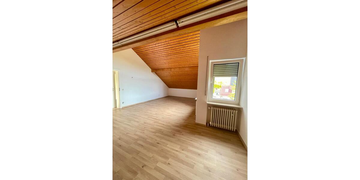 Dachgeschoßwohnung Leidersbach - 2 Zimmer, 60 m&sup2;, 600&euro; | Angebot:26527332