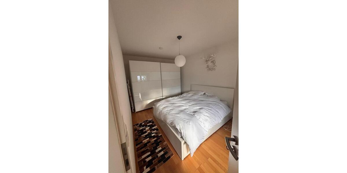 Exklusive 2-Zi.-Whg. mit Blk, Stpl., Aufzug, EBK in Erding 2.5 zimmer