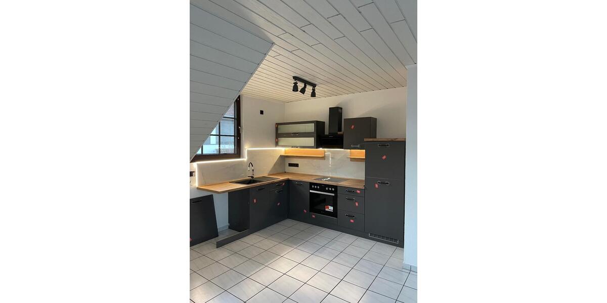 Dachgeschoßwohnung Gaugrehweiler - 3 Zimmer, 110 m&sup2;, 840&euro; | Angebot:25965351