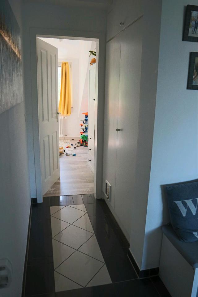 Helle frischrenovierte 3,5-Zimmer Maisonette-Wohnung zu vermieten zimmer