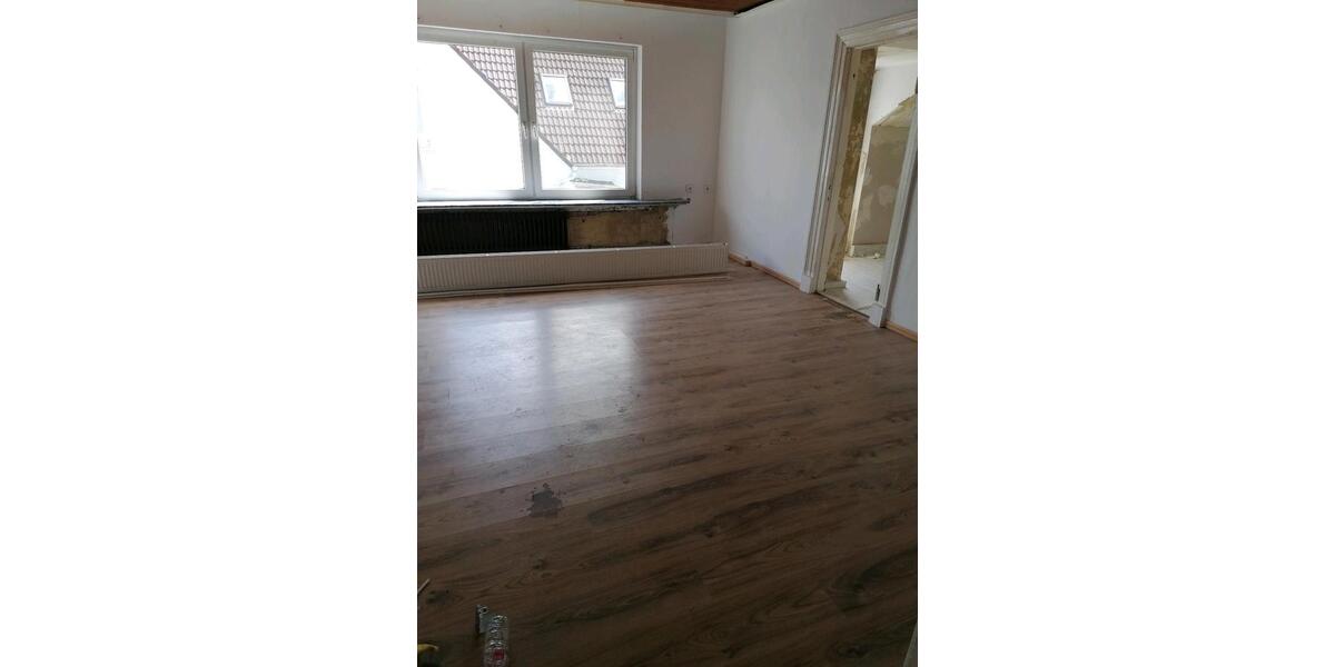 Etagenwohnung Varel - 3 Zimmer, 75 m&sup2;, 700&euro; | Angebot:26615485