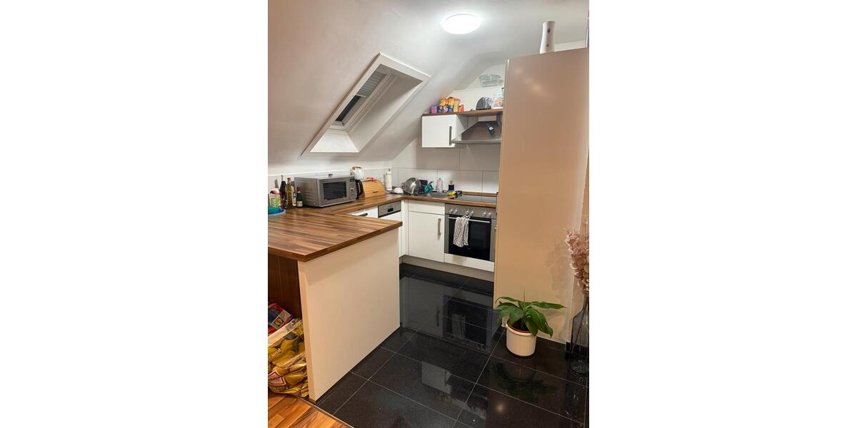 Dachgeschoßwohnung Flein - 3 Zimmer, 70 m&sup2;, 950&euro; | Angebot:25994991