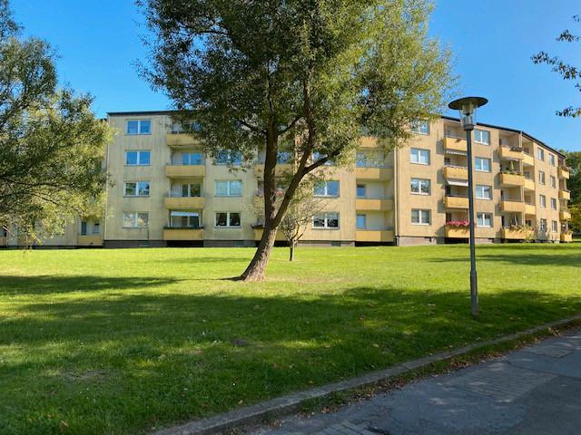 Gemütliche 2 12 Zimmer Wohnung mit Balkon zu vermieten!