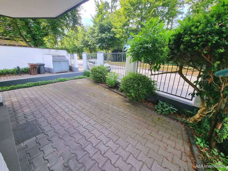 Wohnung zum Mieten in Krefeld 830 € 84.5 m² 2 zimmer