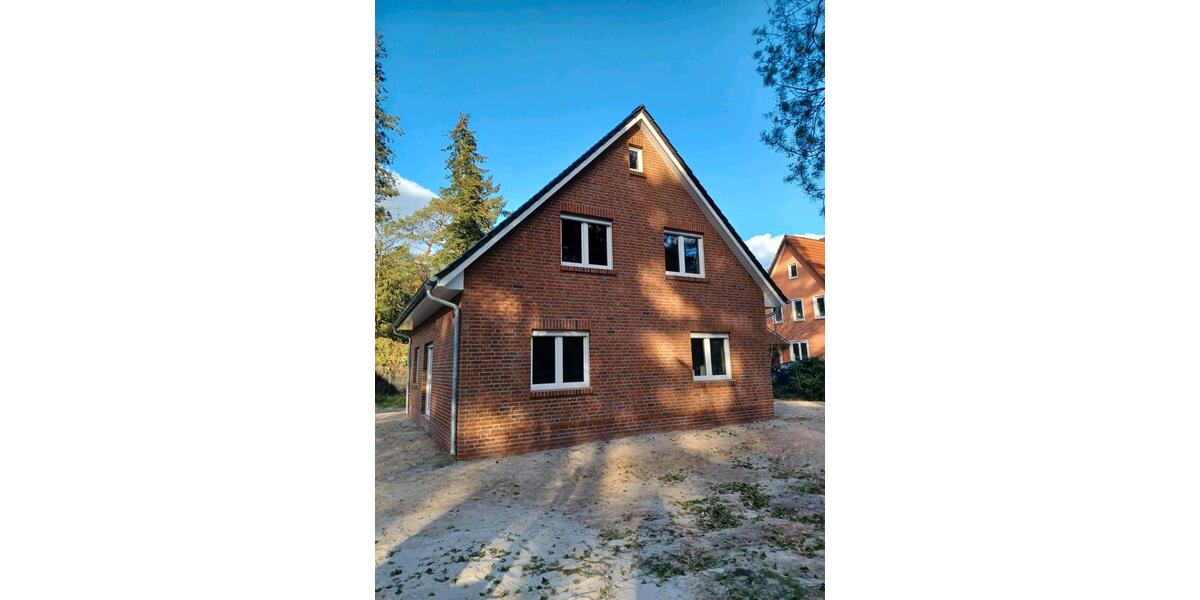 Einfamilienhaus Hatten - 5 Zimmer, 130 m&sup2;, 1.700&euro; | Angebot:26329984