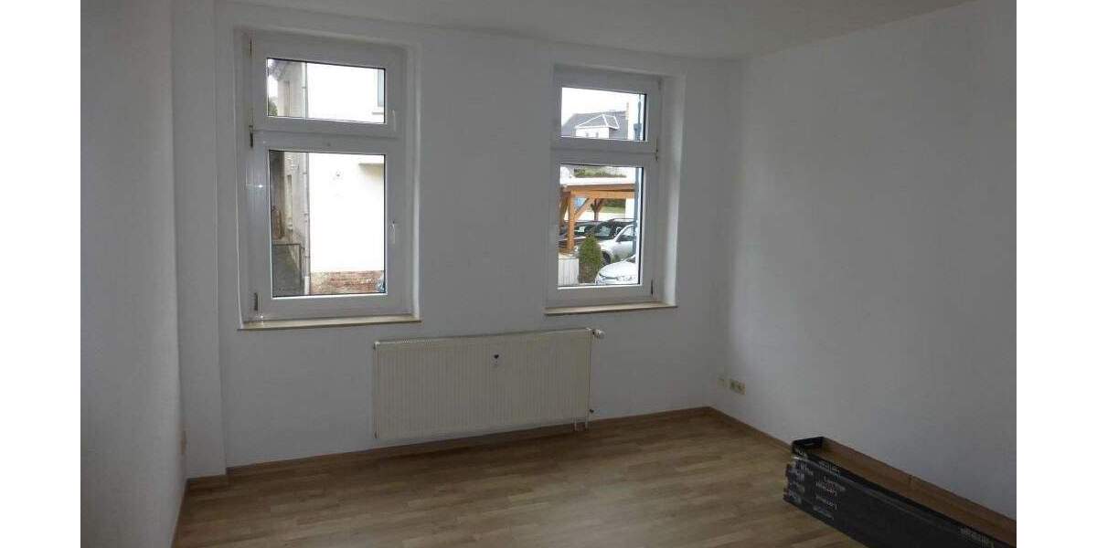 Etagenwohnung Oelsnitz/Erzgeb.-Oelsnitz Oelsnitz - 2 Zimmer, 54 m&sup2;, 240&euro; | Angebot:23085583