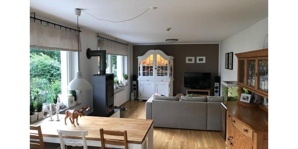 Erdgeschoßwohnung Meschede - 2 Zimmer, 80 m&sup2;, 600&euro; | Angebot:26407256