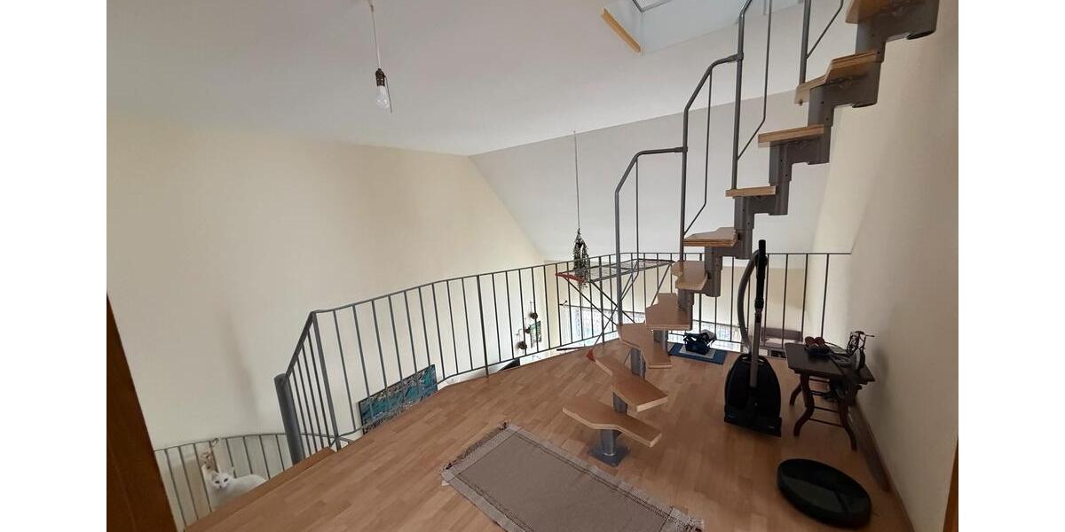 Etagenwohnung Weinheim - 4 Zimmer, 150 m&sup2;, 1.980&euro; | Angebot:26548955