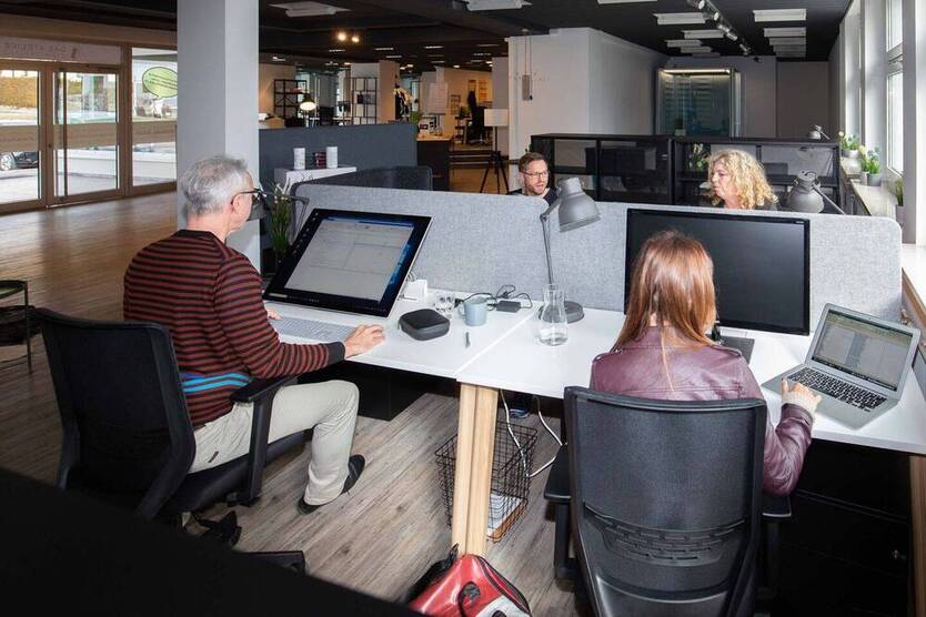 Coworking - Moderne Arbeitsplätze oder Büroraum in Holzkirchen - All-in-Miete