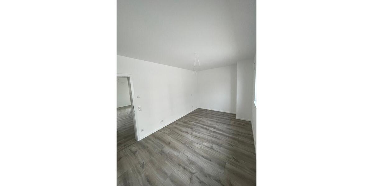 Schöne ruhige 3 ZKB im Neubau 3 zimmer