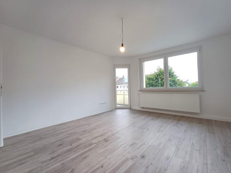 MIt gepflegten und weitlaüfigen Grünanlagen zimmer