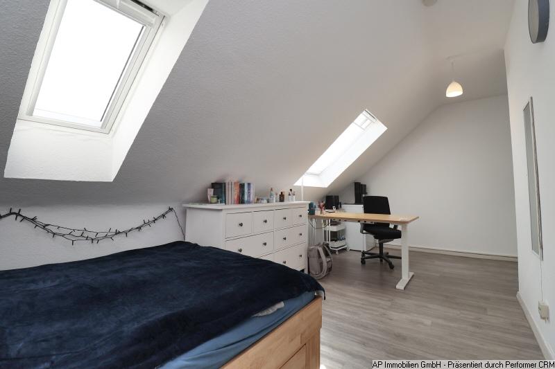 Dachgeschoßwohnung Mainz Bretzenheim - 1 Zimmer, 25 m&sup2;, 350&euro; | Angebot:26232382