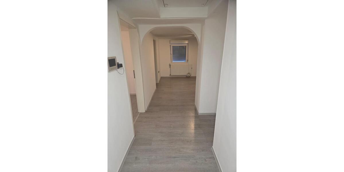 Etagenwohnung Saarbrücken Brebach-Fechingen - 4 Zimmer, 70 m&sup2;, 700&euro; | Angebot:25954760