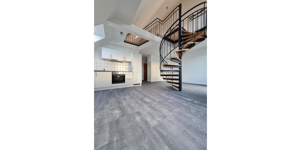 Stilvolle 2,5-Zimmer-Maisonette-Wohnung mit besonderem Charme 2 zimmer