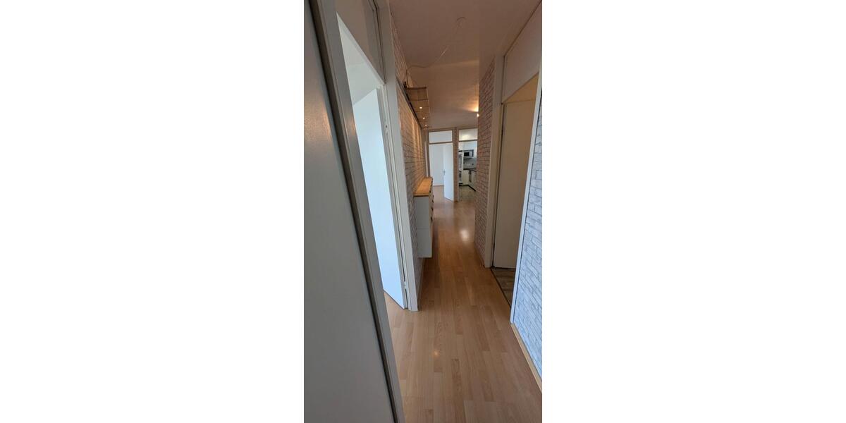 Etagenwohnung Neu-Ulm Ludwigsfeld - 3 Zimmer, 84 m&sup2;, 950&euro; | Angebot:26706103