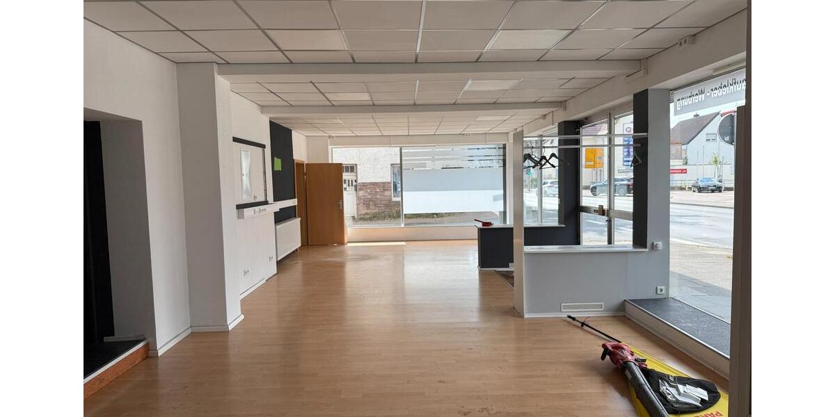 Gewerbeobjekt Beverungen - 700&euro; | Angebot:25179836