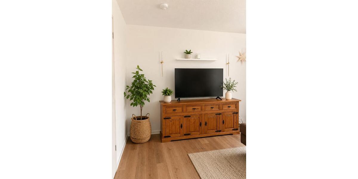 Erdgeschoßwohnung Güstrow - 2 Zimmer, 60 m&sup2;, 605&euro; | Angebot:26481886