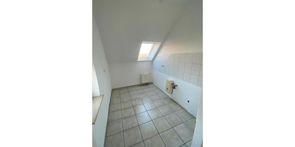 Dachgeschoßwohnung Oschersleben (Bode) - 2 Zimmer, 55 m&sup2;, 358&euro; | Angebot:26199621