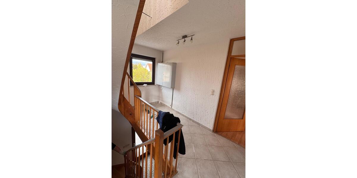 Renoviertes Einfamilienhaus nur für Familie zur Miete 8 zimmer