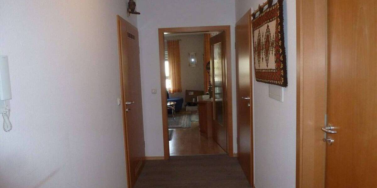 Etagenwohnung Viechtach - 3 Zimmer, 71 m&sup2;, 600&euro; | Angebot:26291123