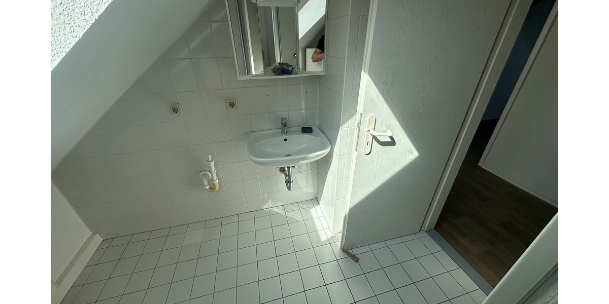 Gemütliche 3 Raum DG Wohnung mit Garten am Haus - unterhalb der Osterburg! - Dachgeschoßwohnung Weida Liebsdorf | Angebot:26146312