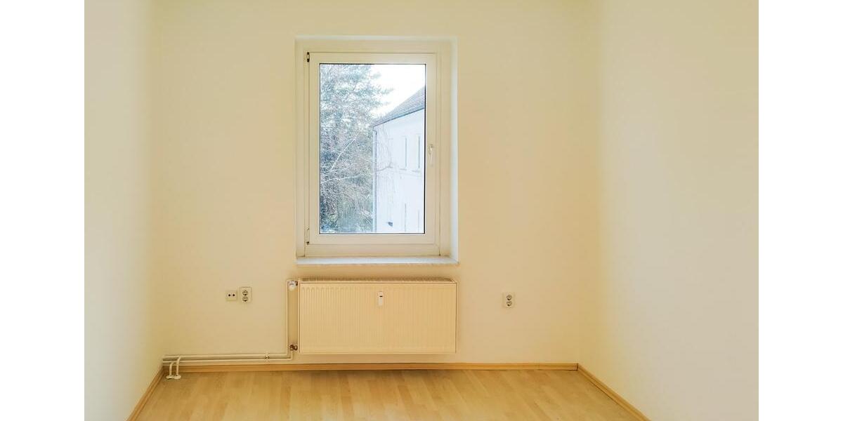 Etagenwohnung Jänschwalde Kolonie - 3 Zimmer, 65 m&sup2;, 325&euro; | Angebot:25838366