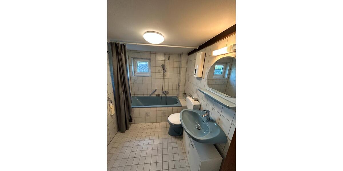 Dachgeschoßwohnung Mertesdorf - 1 Zimmer, 50 m&sup2;, 500&euro; | Angebot:26660716