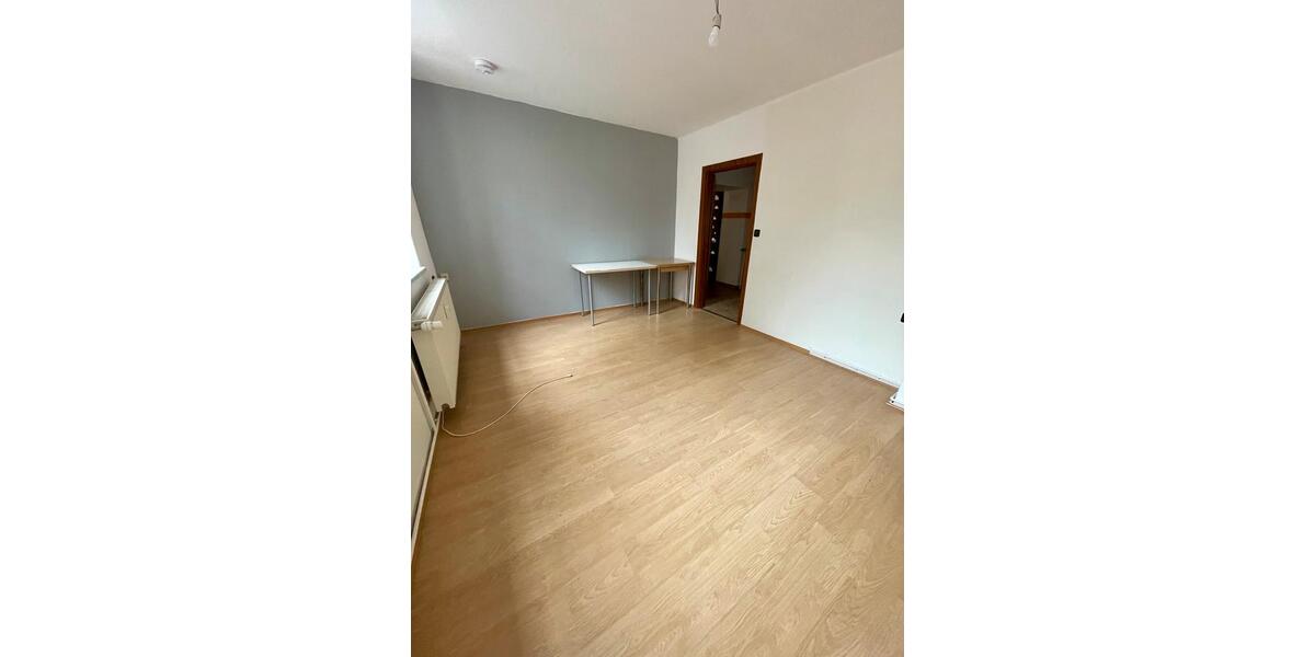 Erdgeschoßwohnung Bernburg (Saale) - 1.5 Zimmer, 39 m&sup2;, 220&euro; | Angebot:26497658