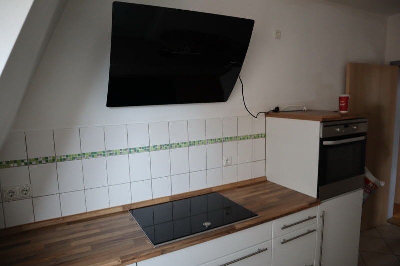 Dachgeschoßwohnung mit Küche
