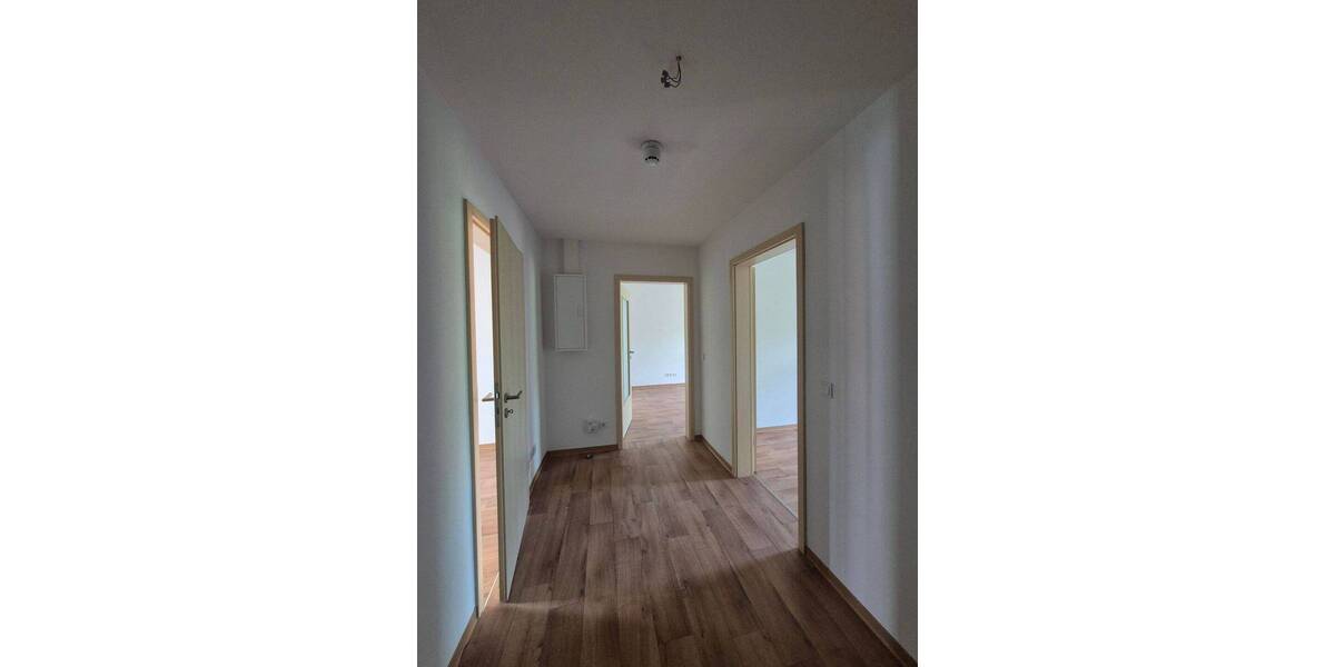 Etagenwohnung Löbau - 3 Zimmer, 65 m&sup2;, 260&euro; | Angebot:26672640