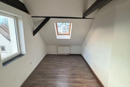 Charmantes komplett renoviertes Wg-Zimmer mit einer Küche 1 zimmer