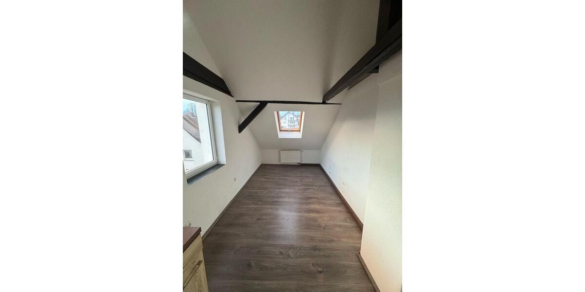 Charmantes komplett renoviertes Wg-Zimmer mit einer Küche 1 zimmer