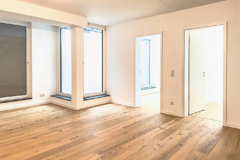 Etagenwohnung München Thalk.Obersendl.-Forsten-Fürstenr.-Solln - 6 Zimmer, 200 m&sup2;, 4.900&euro; | Angebot:26202196