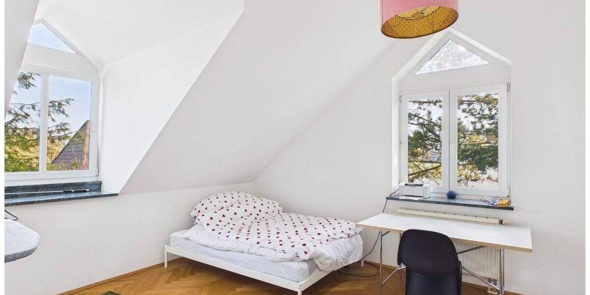 Etagenwohnung München / Allach-Untermenzing Allach-Untermenzing - 4 Zimmer, 110 m&sup2;, 2.160&euro; | Angebot:25879953