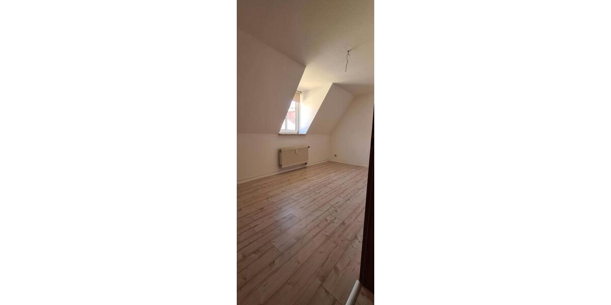 Maisonettenwohnung Oschersleben (Bode) - 4 Zimmer, 134 m&sup2;, 1.200&euro; | Angebot:26379988