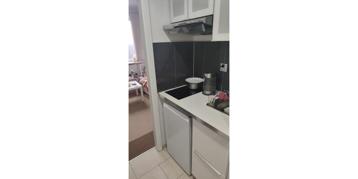 Etagenwohnung Wedel - 1 Zimmer, 14 m&sup2;, 600&euro; | Angebot:24997103