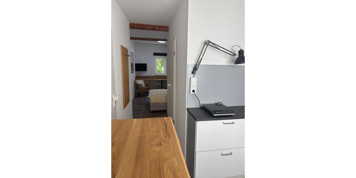 Wohnen auf Zeit Bonn Bad Godesberg - 1 Zimmer, 23 m&sup2;, 730&euro; | Angebot:26644265