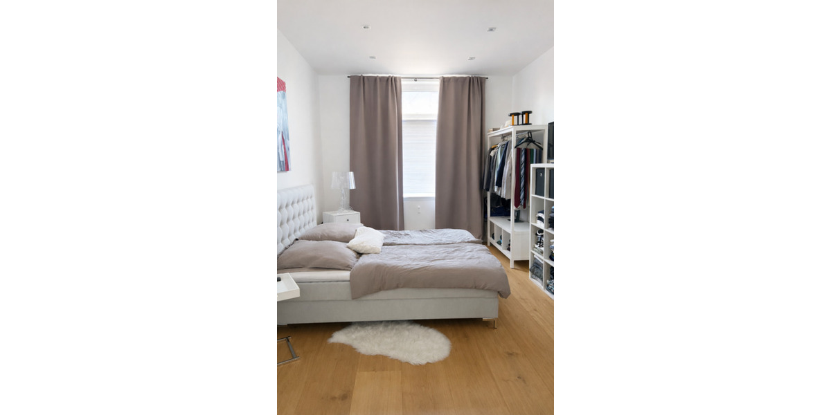 Stilaltbau mit Terrasse & Taunusblick 2 zimmer