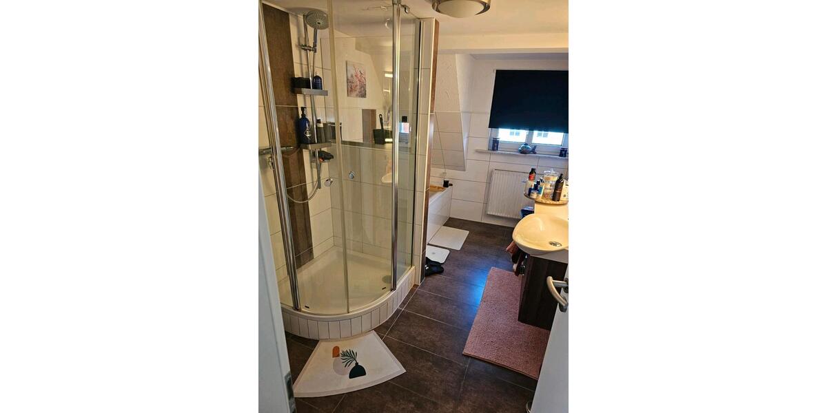Etagenwohnung Pfeffelbach - 5 Zimmer, 120 m&sup2;, 1.050&euro; | Angebot:26181982