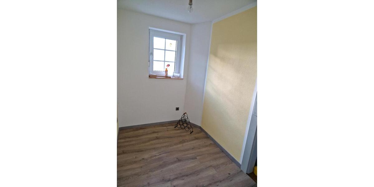 Erdgeschoßwohnung Fritzlar - 2 Zimmer, 95 m&sup2;, 650&euro; | Angebot:25613915