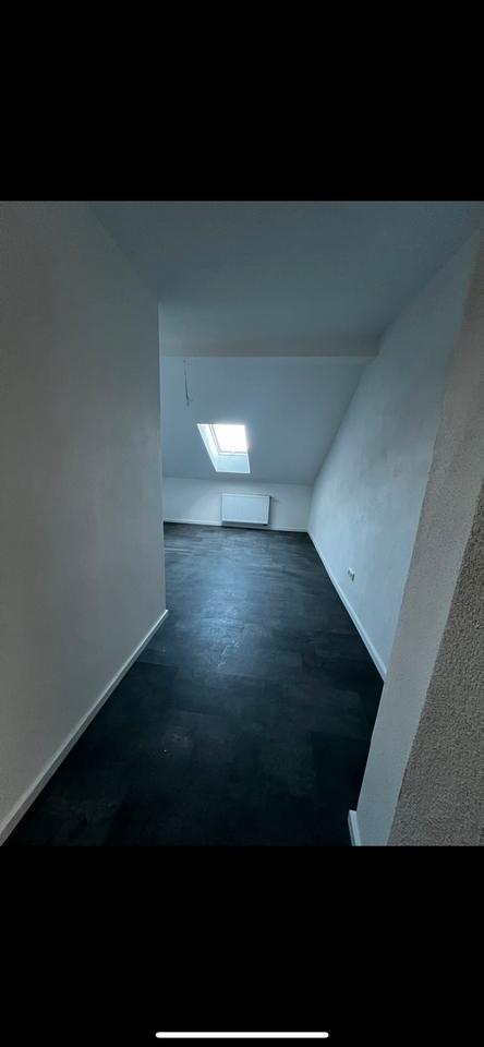 Gemütliche Dachgeschoßwohnung im Altbau