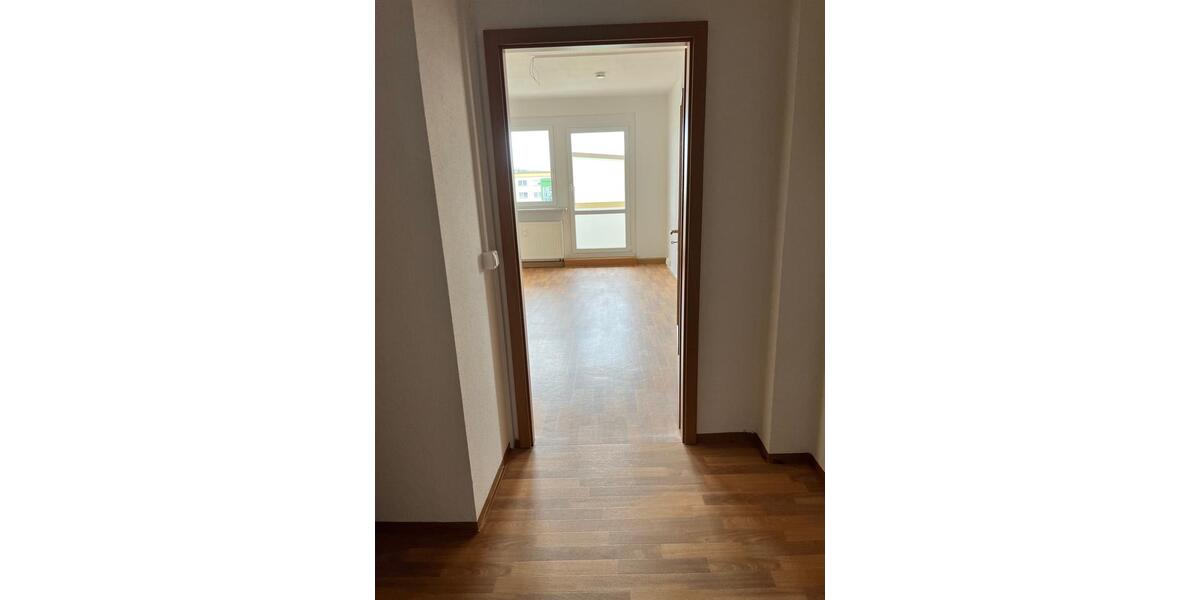 Etagenwohnung Oelsnitz (Vogtland) - 2 Zimmer, 57 m&sup2;, 340&euro; | Angebot:25223094