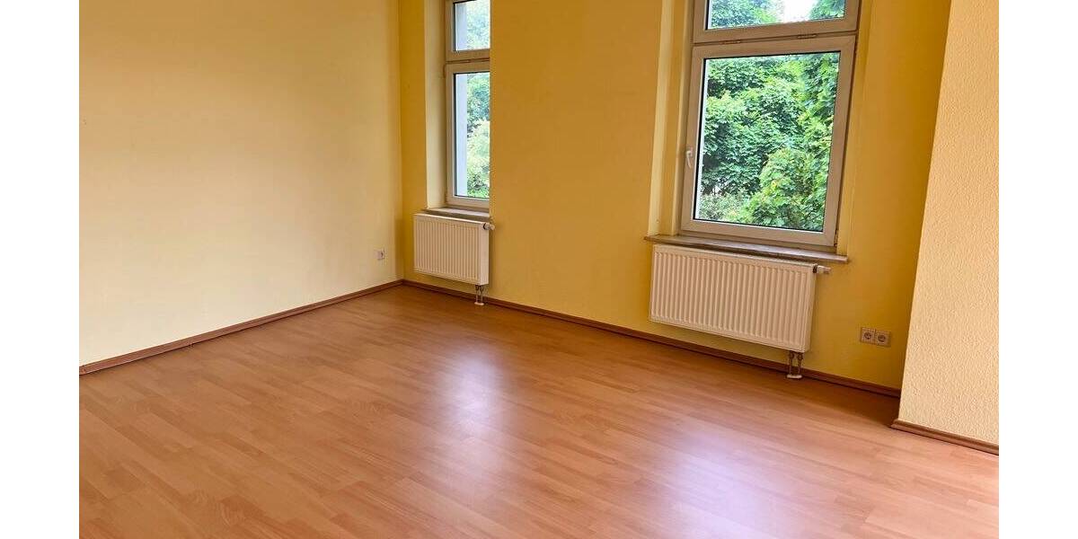 Etagenwohnung Plauen Westend - 2 Zimmer, 67 m&sup2;, 335&euro; | Angebot:26308225