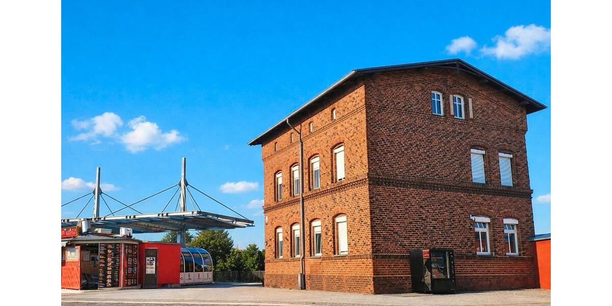 Dachgeschoßwohnung Burg - 3 Zimmer, 88 m&sup2;, 660&euro; | Angebot:26647181