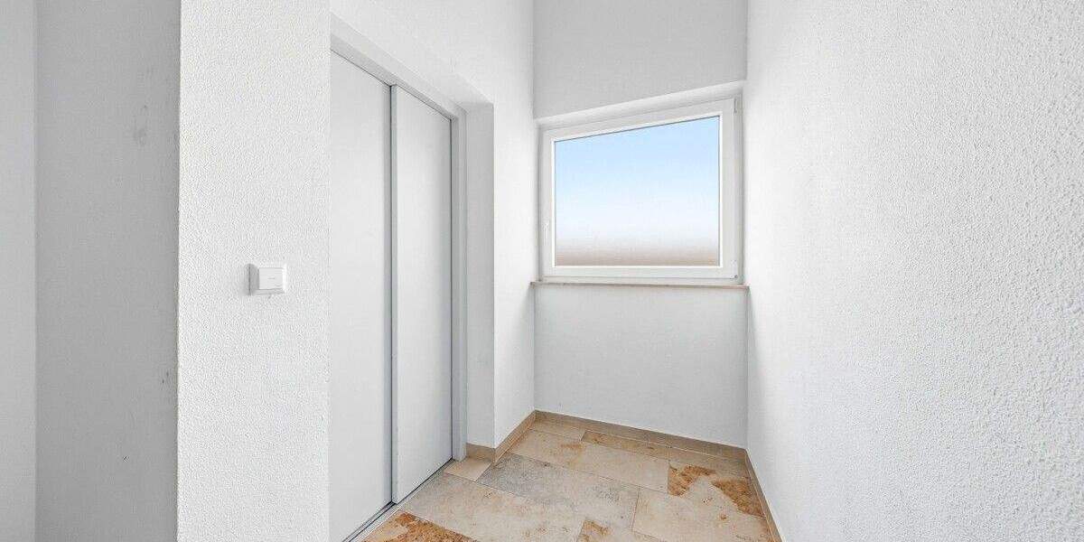 Etagenwohnung Karlsruhe / Neureut Neureut - 3 Zimmer, 97 m&sup2;, 1.260&euro; | Angebot:25802570