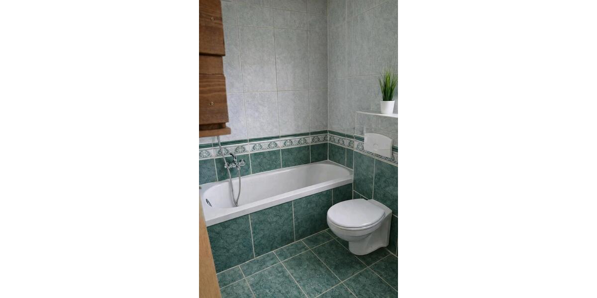 Doppelhaushälfte Menteroda - 6 Zimmer, 120 m&sup2;, 740&euro; | Angebot:24840579