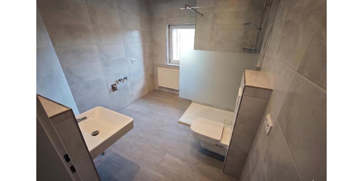 Etagenwohnung Bad Langensalza - 2 Zimmer, 76 m&sup2;, 750&euro; | Angebot:26224403