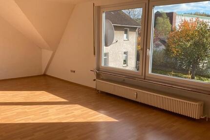 Wohnung Hilchenbach - 4 Zimmer, 140 m&sup2;, 800&euro; | Angebot:26605412