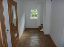 Etagenwohnung Weißenfels Burgwerben - 5 Zimmer, 136 m&sup2;, 690&euro; | Angebot:25983606